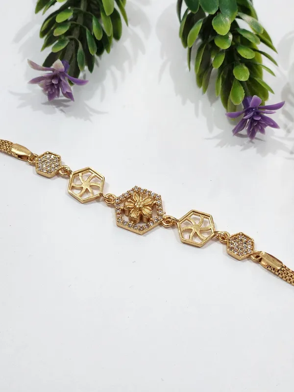 Gold_Plated_Brass_Floral_Bracelet_For_Women
