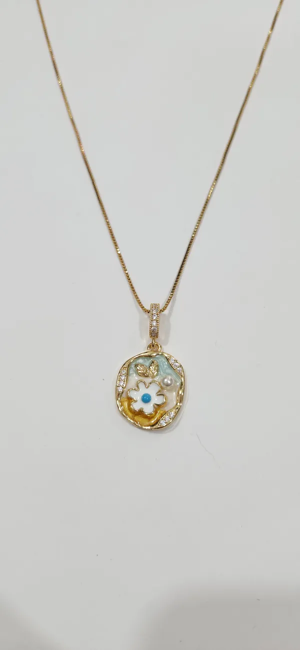 Gold_Brass_Flower_Eval_Eye_Necklace_For_Women