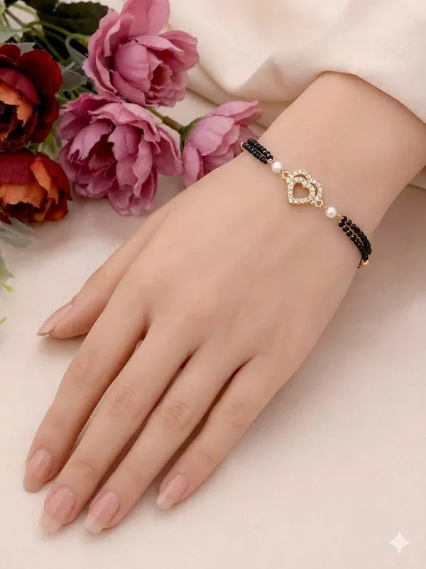Gold-Plated_Heart_Charm_Mangalsutra_Bracelet