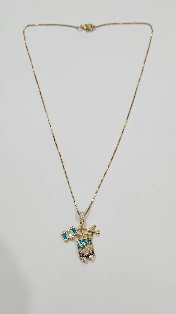 Gold_Brass_Getaway_Necklace_For_Women