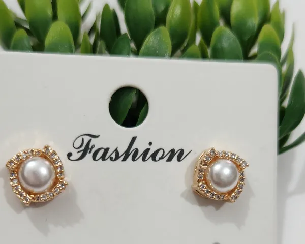 Rose_Gold_&_Silver_Brass_Luna_Pearl_Diamond_Earring_For_Women