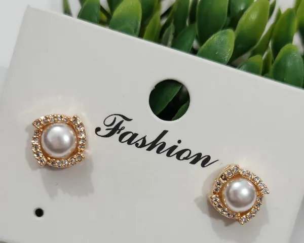 Rose_Gold_&_Silver_Brass_Luna_Pearl_Diamond_Earring_For_Women