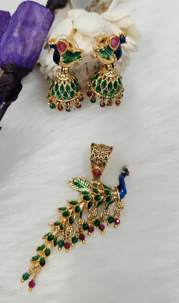 Mayura_pendalset_with_earing