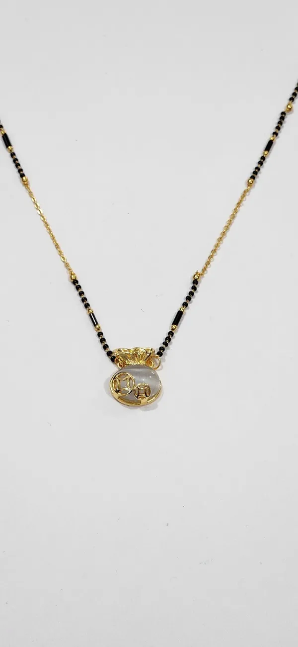 Gold_Brass_Mop_Handle_Mangalsutra_For_Women