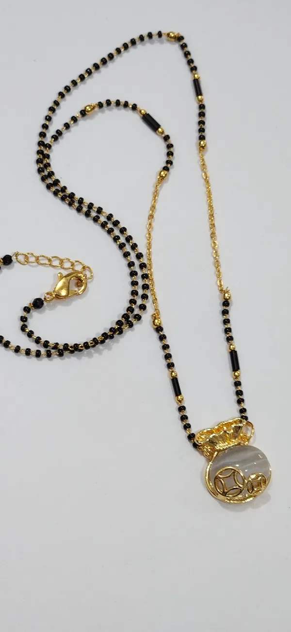 Gold_Brass_Mop_Handle_Mangalsutra_For_Women