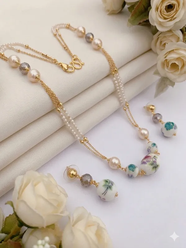 Pastel_Floral_Ceramic_&_Pearl_Multi-Strand_Set