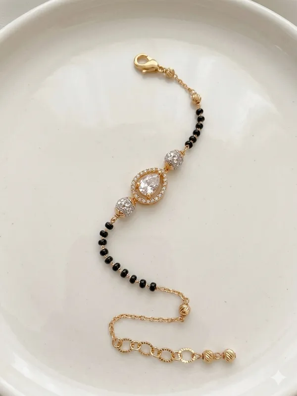 Pear-Cut_Mangalsutra_Bracelet