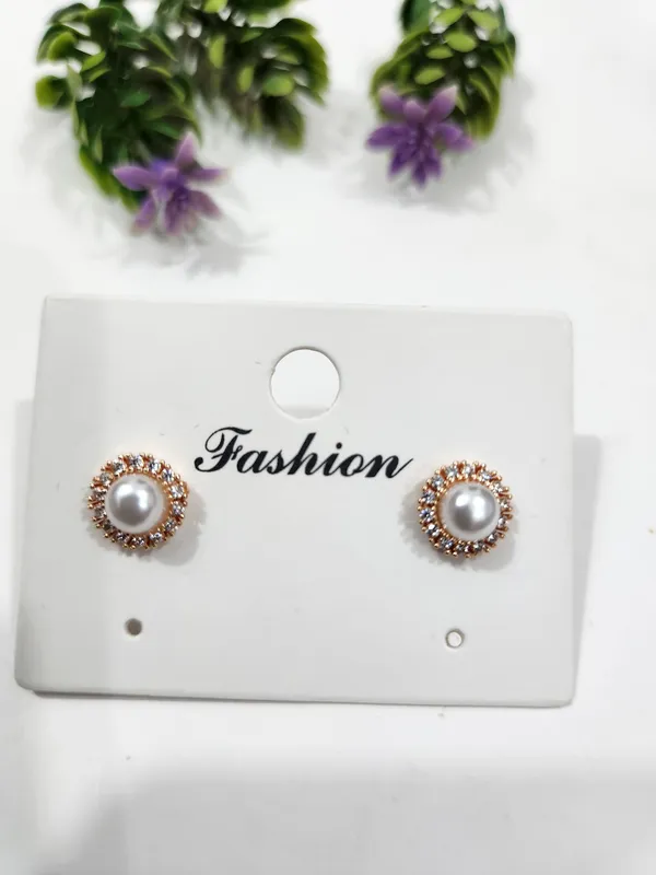 Rose_Gold_Brass_Pearl_And_&_Crystal_Halo_Studs_For_Women