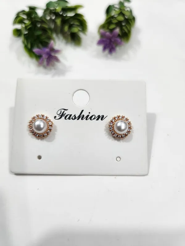 Rose_Gold_Brass_Pearl_And_&_Crystal_Halo_Studs_For_Women