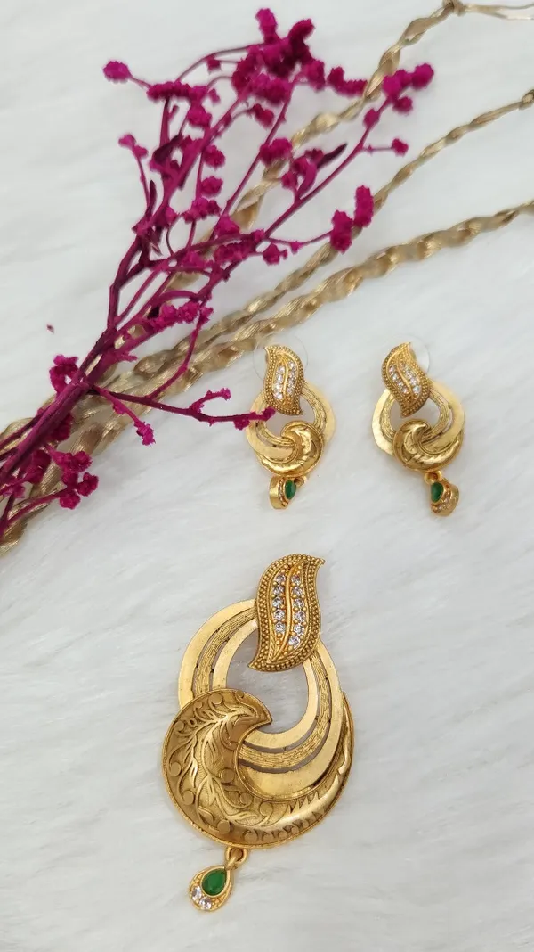 Rajwadi_Lehar_Gold_Set