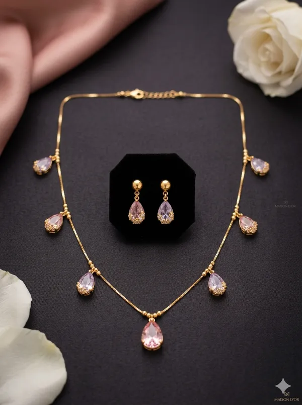 Rose_Radiance_Teardrop_Ensemble