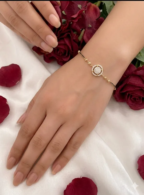 Round_Halo_Mangalsutra_Bracelet