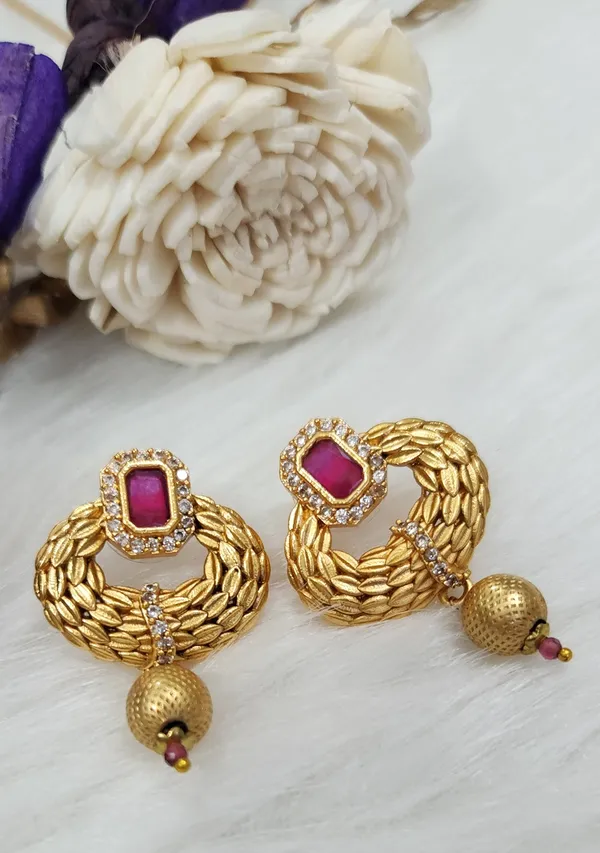 Rubi_brass_gold_pleted_pandel_with_earing