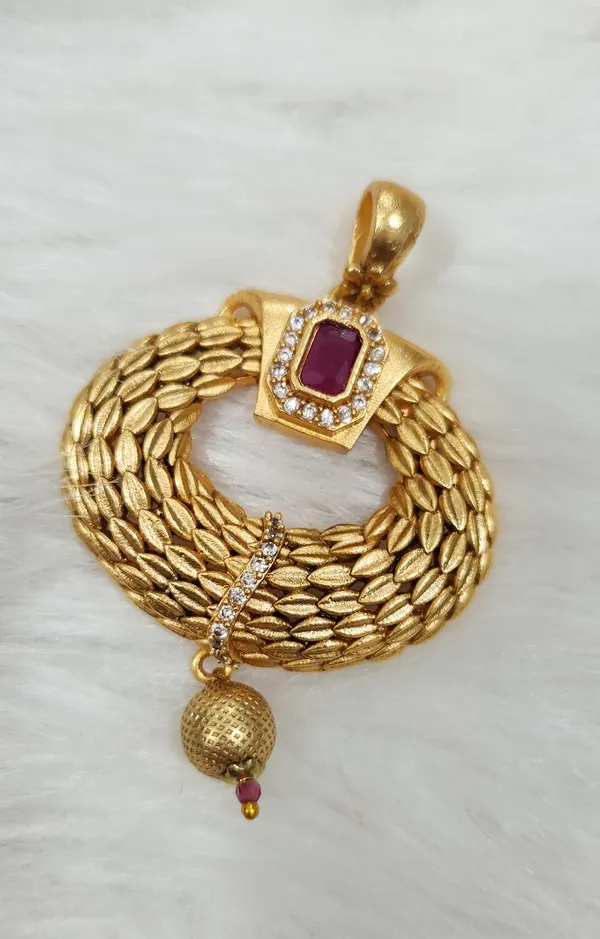 Rubi_brass_gold_pleted_pandel_with_earing