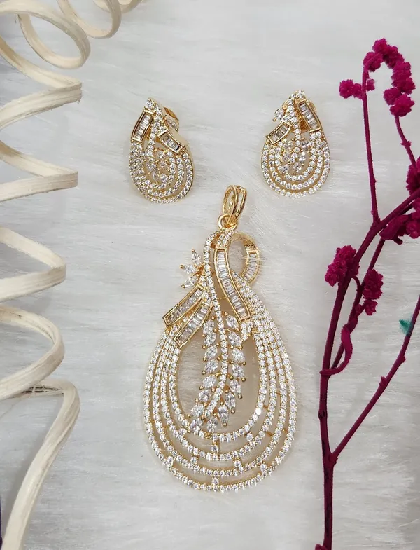 Teardrop_Cluster_American_Diamond_Jewelry_Set