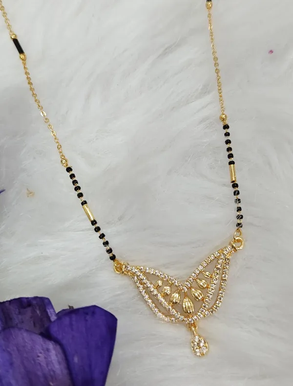 V_SHAPED_AD_MANGALSUTRA_