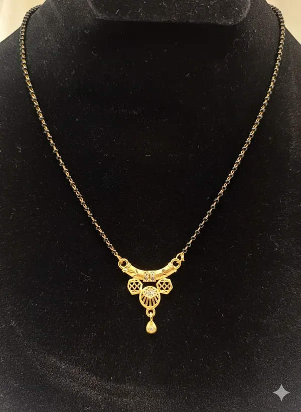 Golden_Madelyn_Mangalsutra