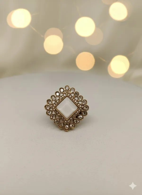 White_Ceramic_Studd_Cubic_Kundan_Ring