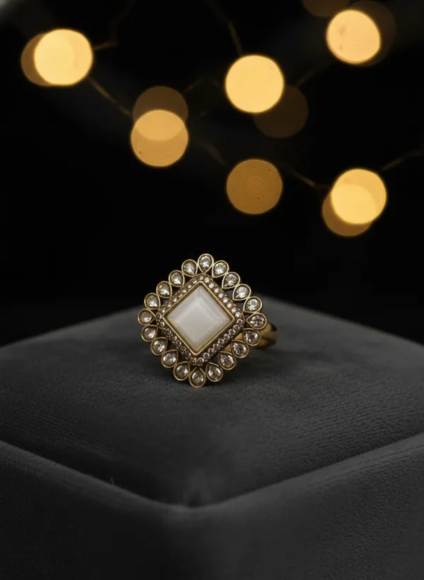 White_Ceramic_Studd_Cubic_Kundan_Ring