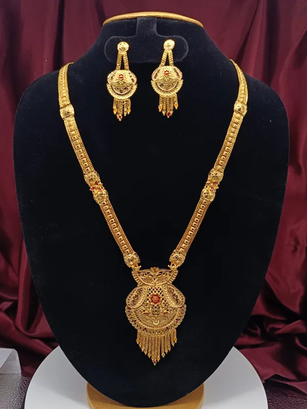 Intricate_Gold_Plated_Necklace_Raani_Haar_And_Earring_Set