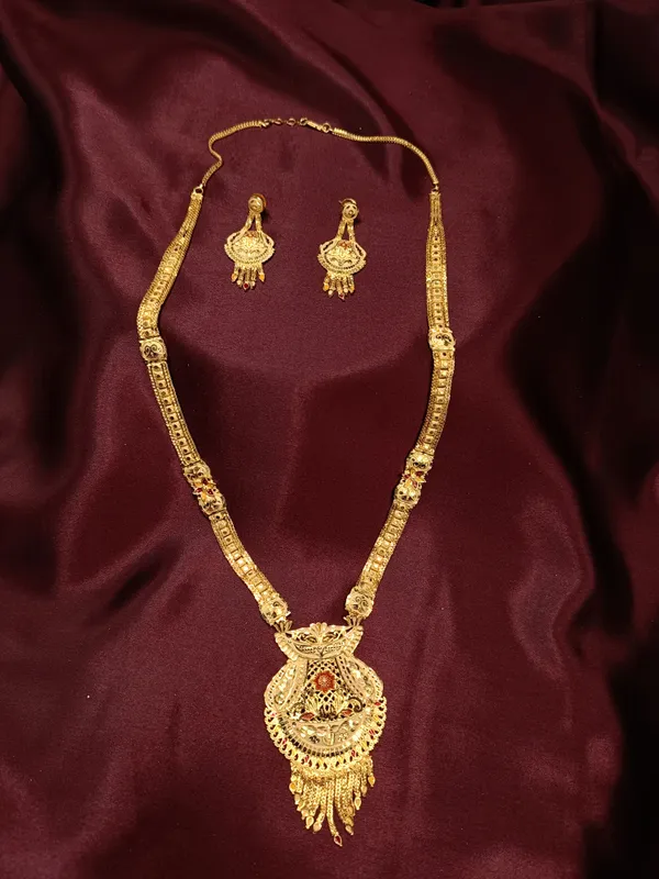 Intricate_Gold_Plated_Necklace_Raani_Haar_And_Earring_Set