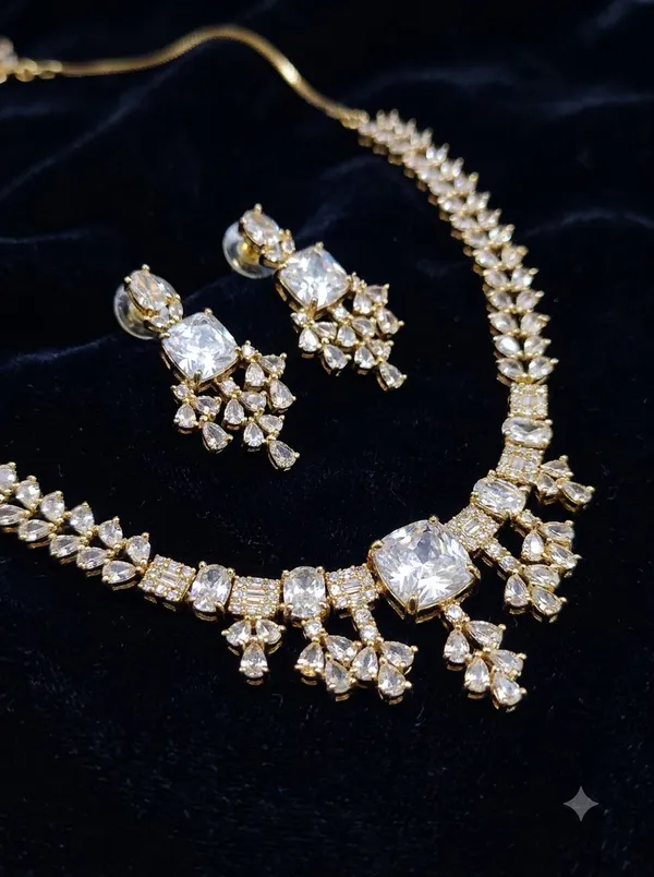 Kaniksh_Golden_American_Diamond_Necklace_set