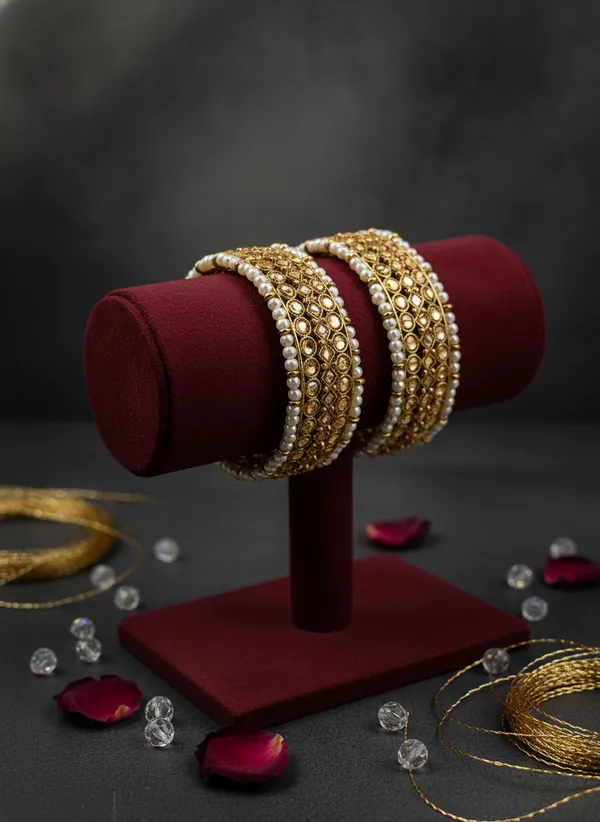Pearl_White_Kundan_Rajwadi_Bangles