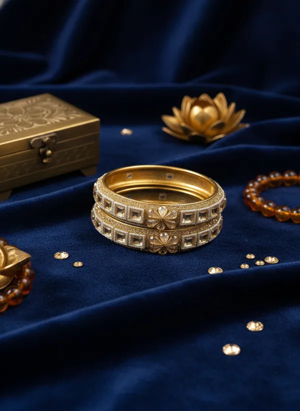 Golden_Cubic_Floral_Studd_Kundan_Bangles
