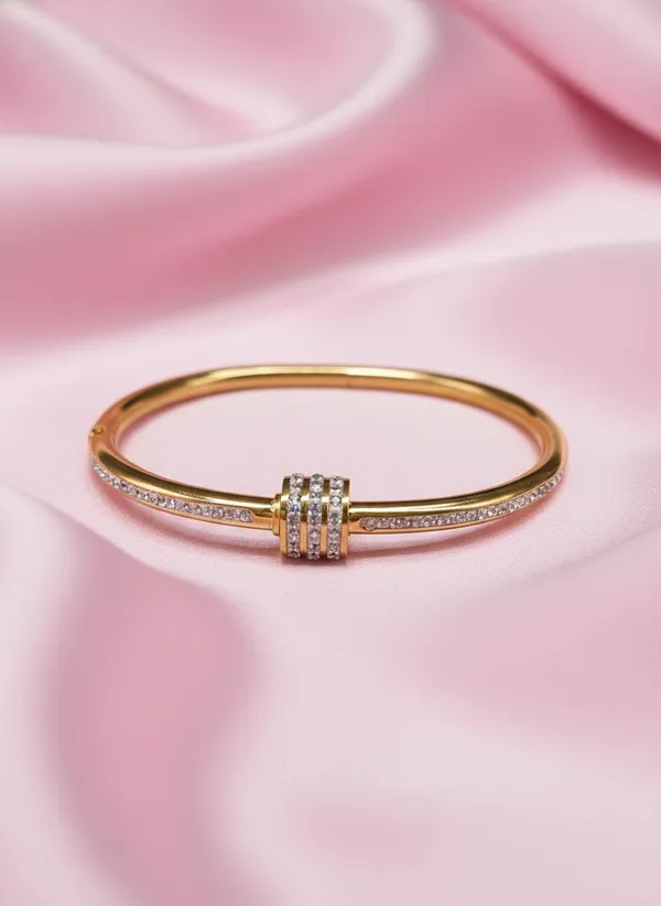 Orkut_Diamond_studd_Anti_Tarnish_Bracelet