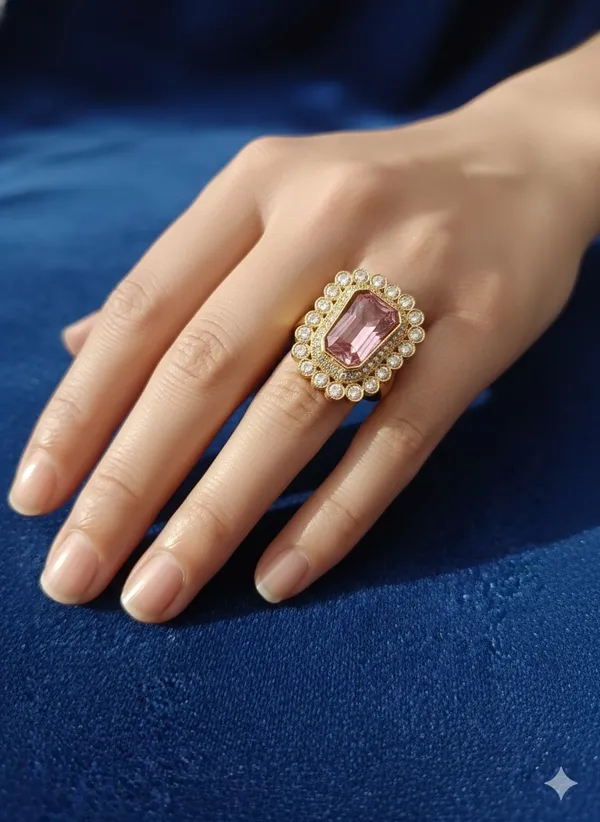 Baby_Pink_Gloss_Victoria_Studd_Kundan_Ring
