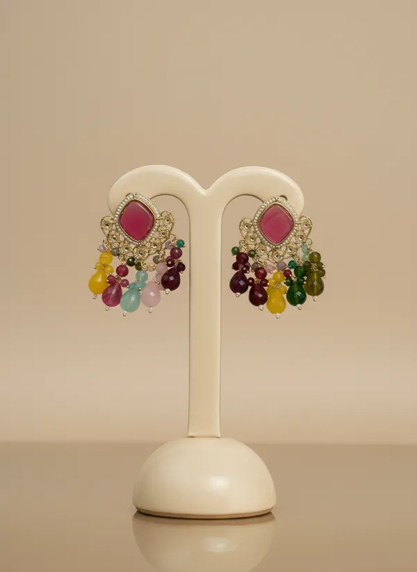 Gleaming_Dark_Pink_Studd_&_Multi_Colour_Drop_Kundan_Earrings