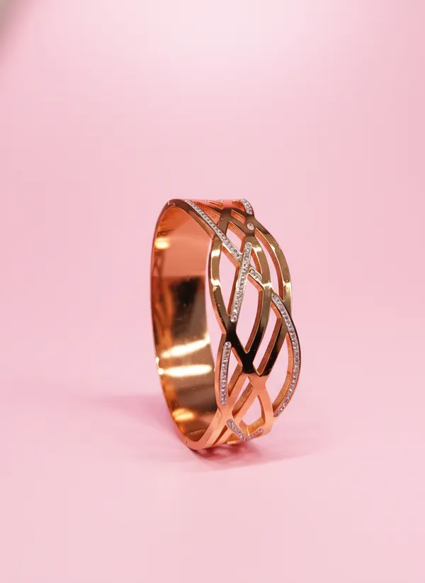 Catlier_gold_Diamond_studd_Anti_Tarnish_Bracelet