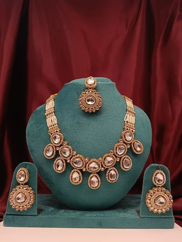 Golden_White_Harmony_Kundan_Necklace_Set