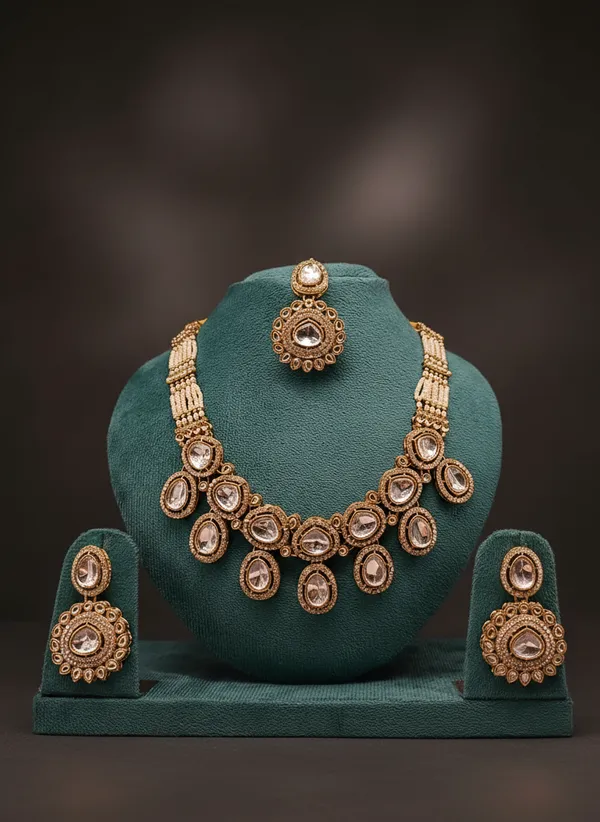 Golden_White_Harmony_Kundan_Necklace_Set