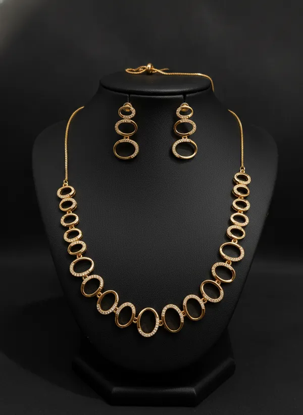 Oval_Gold_Studd_American_Diamond_Necklace_Set