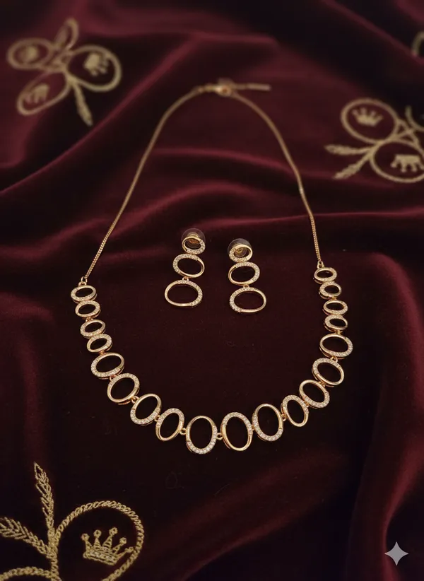Oval_Gold_Studd_American_Diamond_Necklace_Set