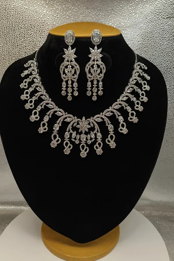 Teardrop_American_Diamond_Zirconia_Necklace_Set