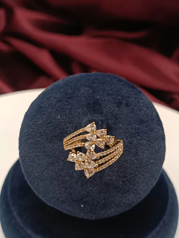 Vogue_Gold_American_Diamond_Ring