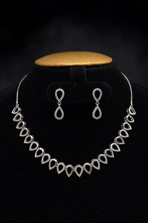 Lotus_Petal_Rhodium_Zerconia_Studd_Necklace_Set