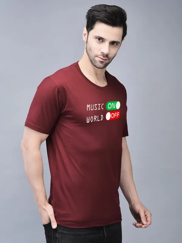 Maroon_Cotton_Printed_Crew_Neck_Half_Sleeve_T-Shirt_For_Men