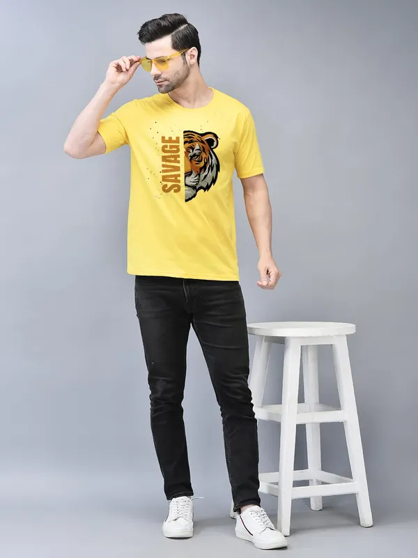 Yellow_Cotton_Printed_Crew_Neck_Half_Sleeve_T-Shirt_For_Men