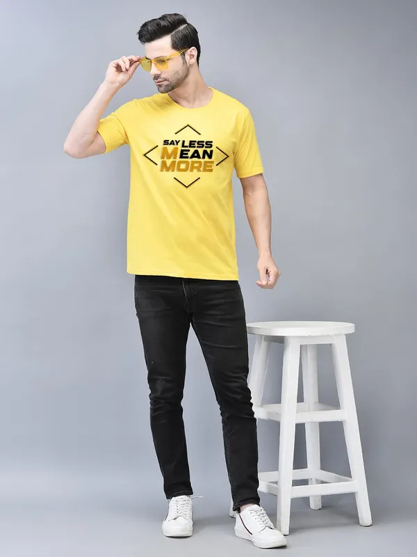 Yellow_Cotton_Printed_Crew_Neck_Half_Sleeve_T-Shirt_For_Men