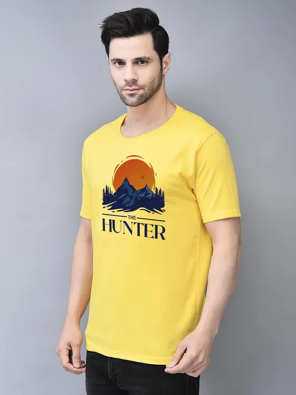 Yellow_Cotton_Printed_Crew_Neck_Half_Sleeve_T-Shirt_For_Men