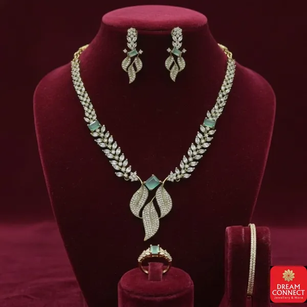 Antique_American_Diamond_Necklace_(ADNS_04
