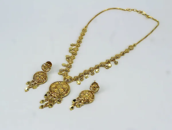 Gold_Plated_Necklace_Set_(PB4_SNS1650003)