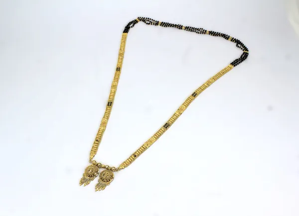 Long__Wati_Mangalsutra_PB4_LMW_025