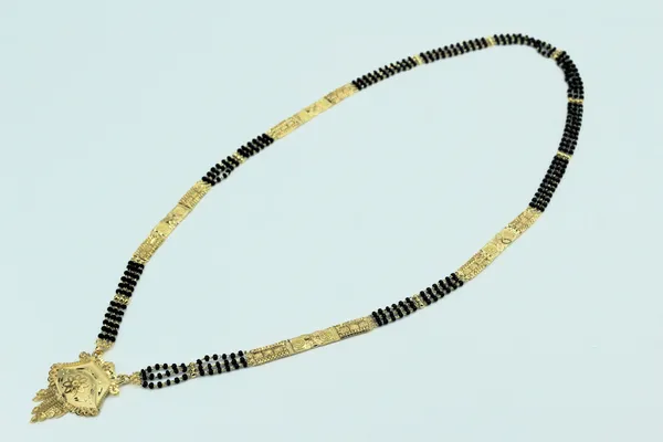Long_Mangalsutra_(BX2_LM9.4)