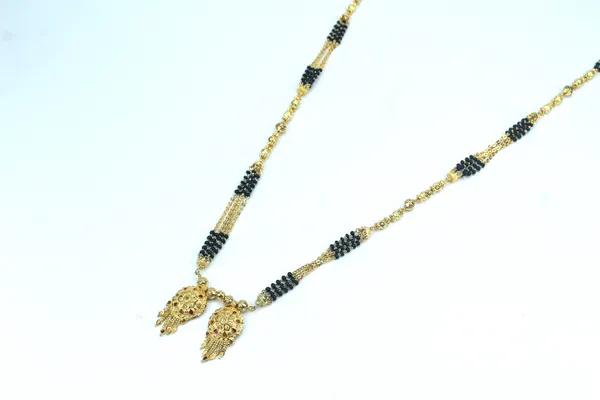 Long_wati_Mangalsutra_PB5_LM29