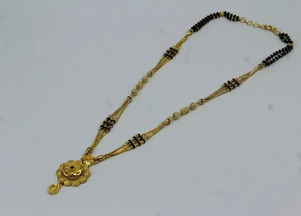 Short_Mini_Mangalsutra_(PB3.1_SMM11)