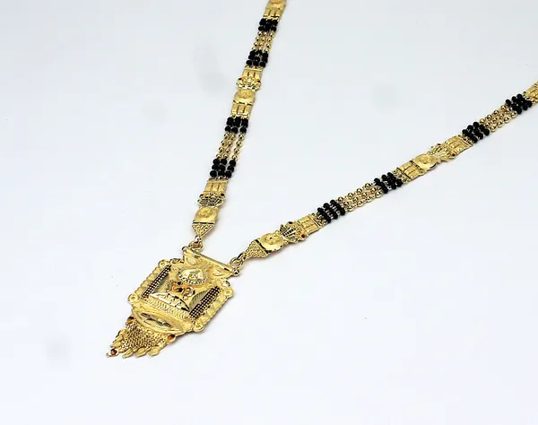 Long_Mangalsutra_PB4_LM03
